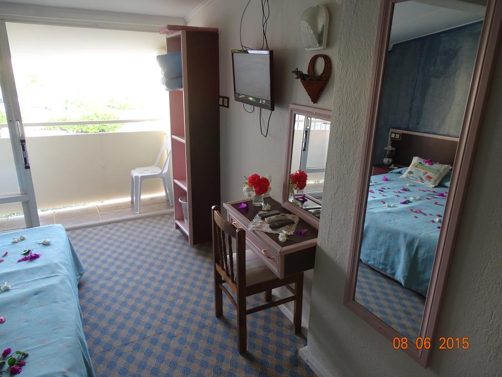 Hotel Villa Berk เฟทิเย ภายนอก รูปภาพ